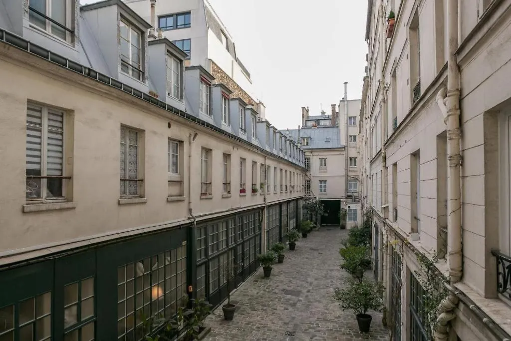 דירה Modernized Studio - Meters From The Invalides Gardens פריז